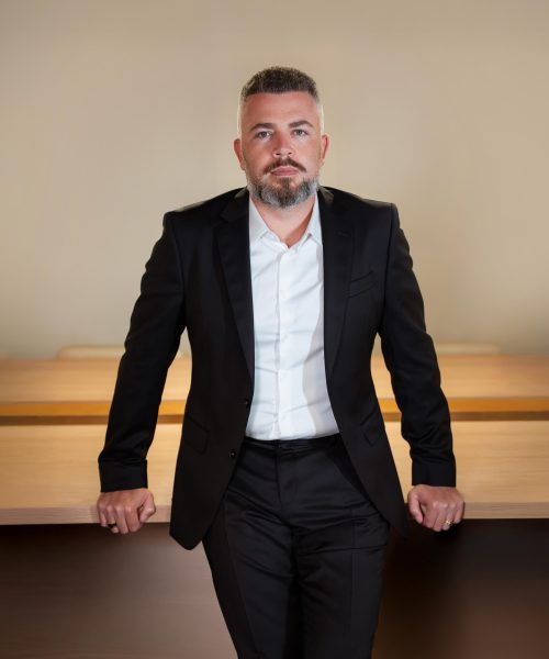 Johnathan Alves é homenageado no Congresso Nacional como “Homem do Ano no Empreendedorismo Digital”