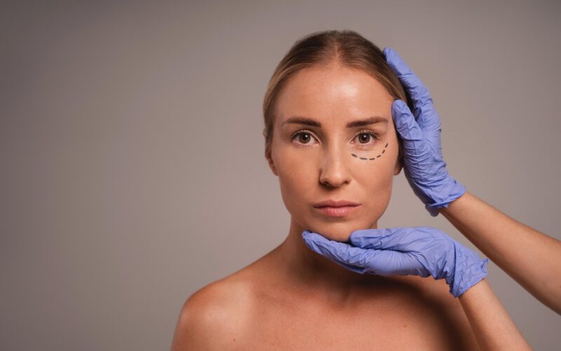 Resultados naturais e discretos: Cirurgia plástica minimalista é a tendência estética do momento