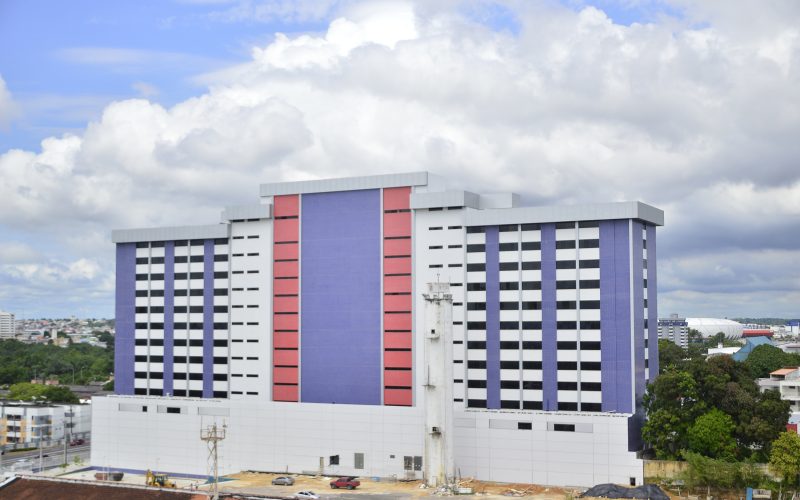 Centro Universitário CEUNI Fametro: 23 anos de excelência e 171 estrelas no ranking nacional!