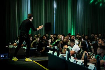 Ricardo Nunes encerra 2025 consolidado à frente do Grupo R1 em meio à onda de reestruturação empresarial no Brasil