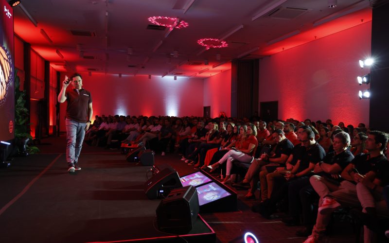 Executivos do Santander apresentam prioridades de 2026 com agenda estratégica em Florianópolis