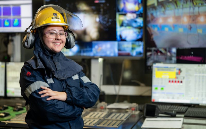 Gerdau lança oportunidades de formação em logística voltadas para mulheres e pessoas com deficiência em São Paulo
