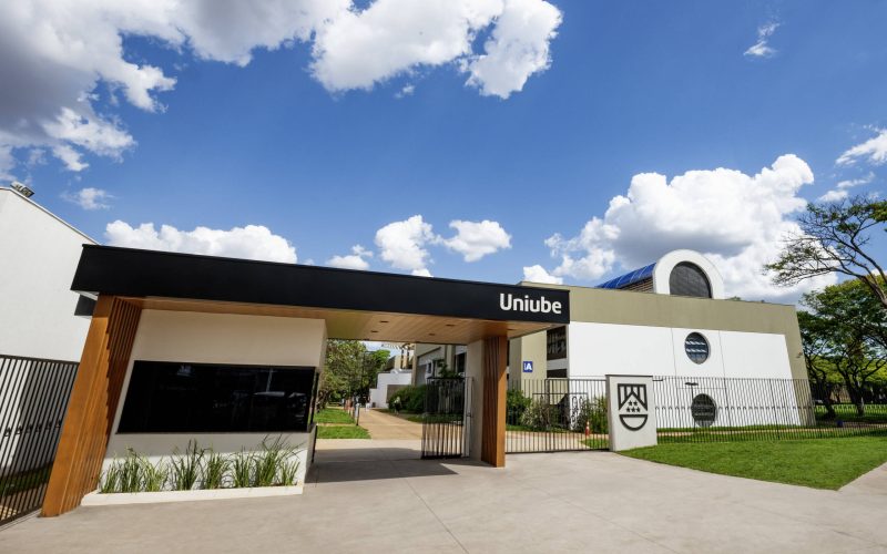 Uniube disponibiliza 2 mil bolsas integrais para cursos de graduação a distância