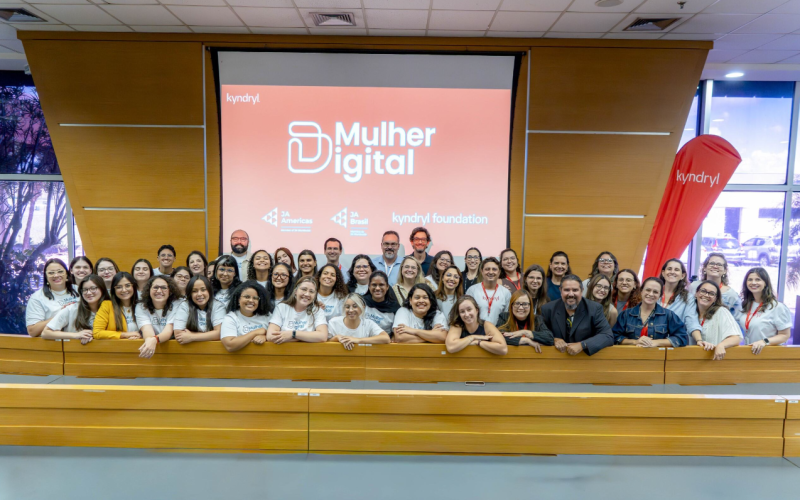 Iniciativa promove bolsas de estudo em tecnologia voltadas para mulheres brasileiras