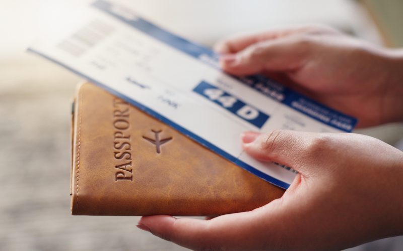 Tarifas aéreas disparam devido ao conflito; conheça cinco dicas para poupar