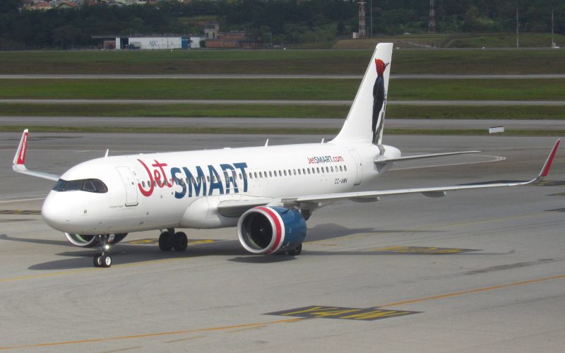 JetSMART apresenta plano de voos ilimitados; oferta disponível no Brasil