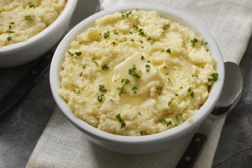Purê de batata com alho assado: um toque cremoso e perfumado para realçar suas refeições