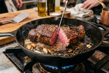 Cozinheiros revelam: “O segredo do bife perfeito está na panela quente e na carne seca, não no fogo alto constante
