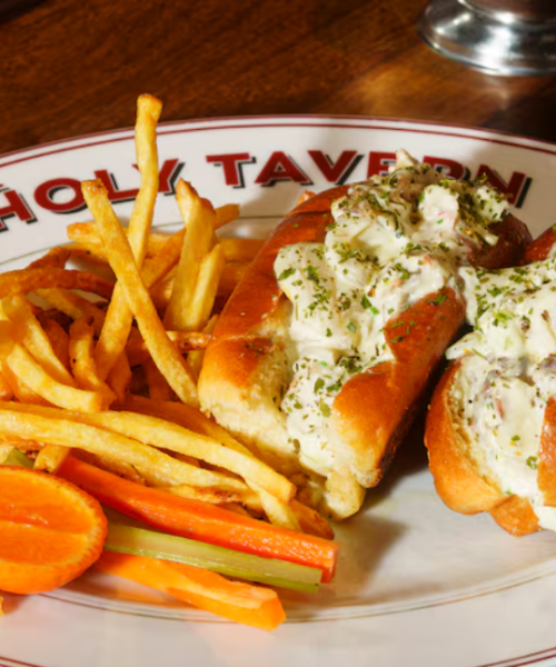 Holy Tavern homenageia a lagosta com um cardápio exclusivo durante o mês de outubro