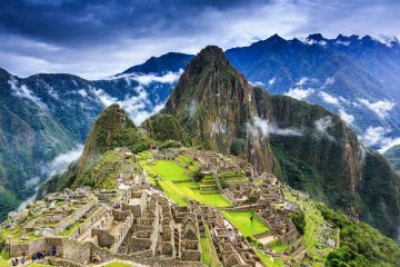 Machu Picchu: A joia peruana que encanta os viajantes brasileiros