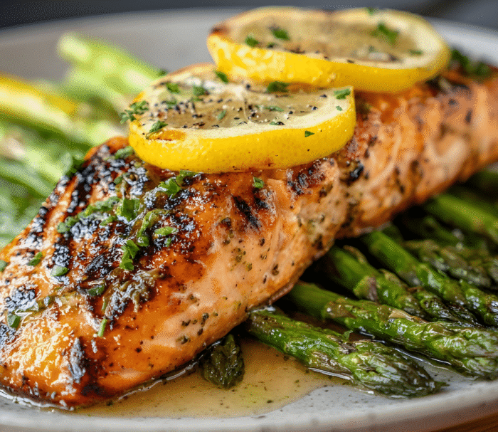 Salmão Assado: 5 Opções Proteicas para um Almoço Saudável